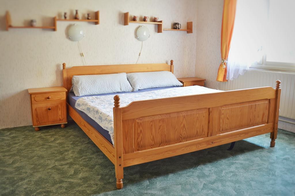 Guest House Kuks Luaran gambar